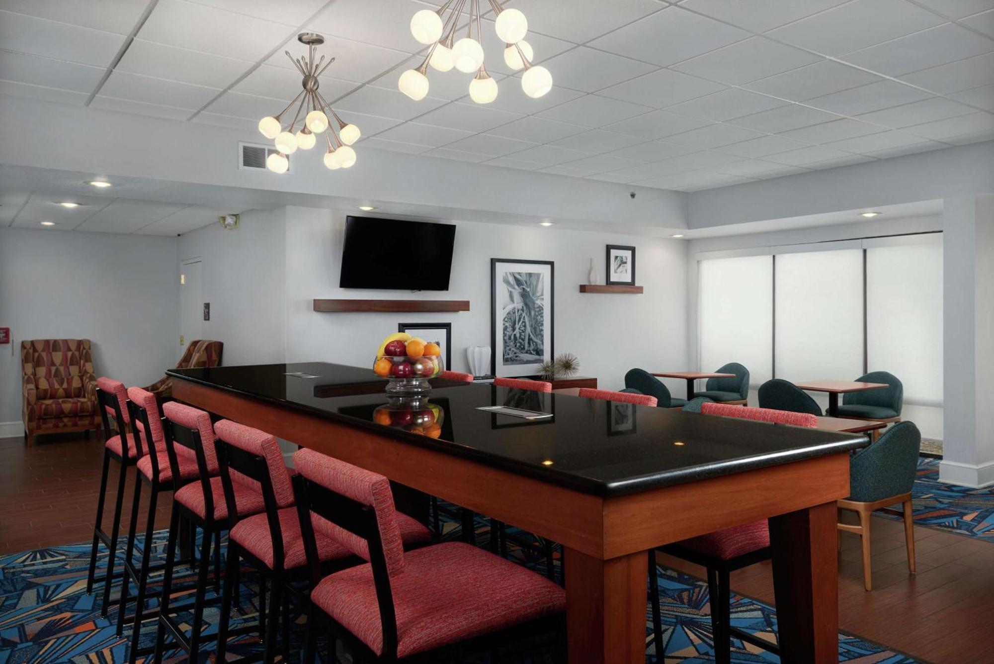 Hampton Inn By Hilton Youngstown-West I-80 Mineral Ridge Exterior foto